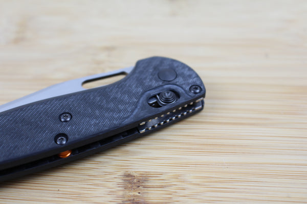 Benchmade Taggedout Carbon Fiber Scales/Handles